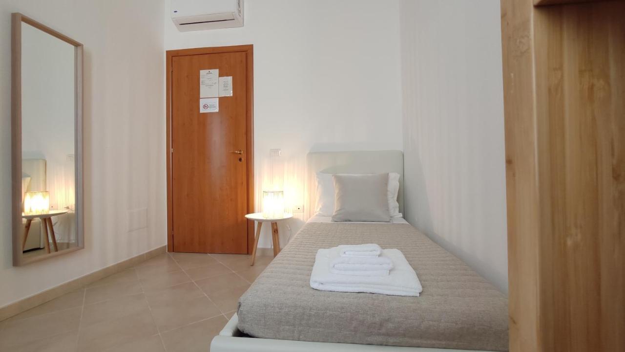 Nell'Azzurro Hotel Cagliari Eksteriør billede