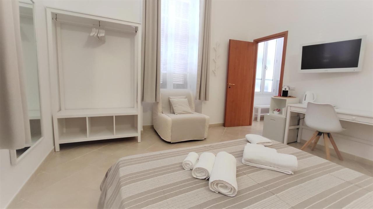 Nell'Azzurro Hotel Cagliari Eksteriør billede