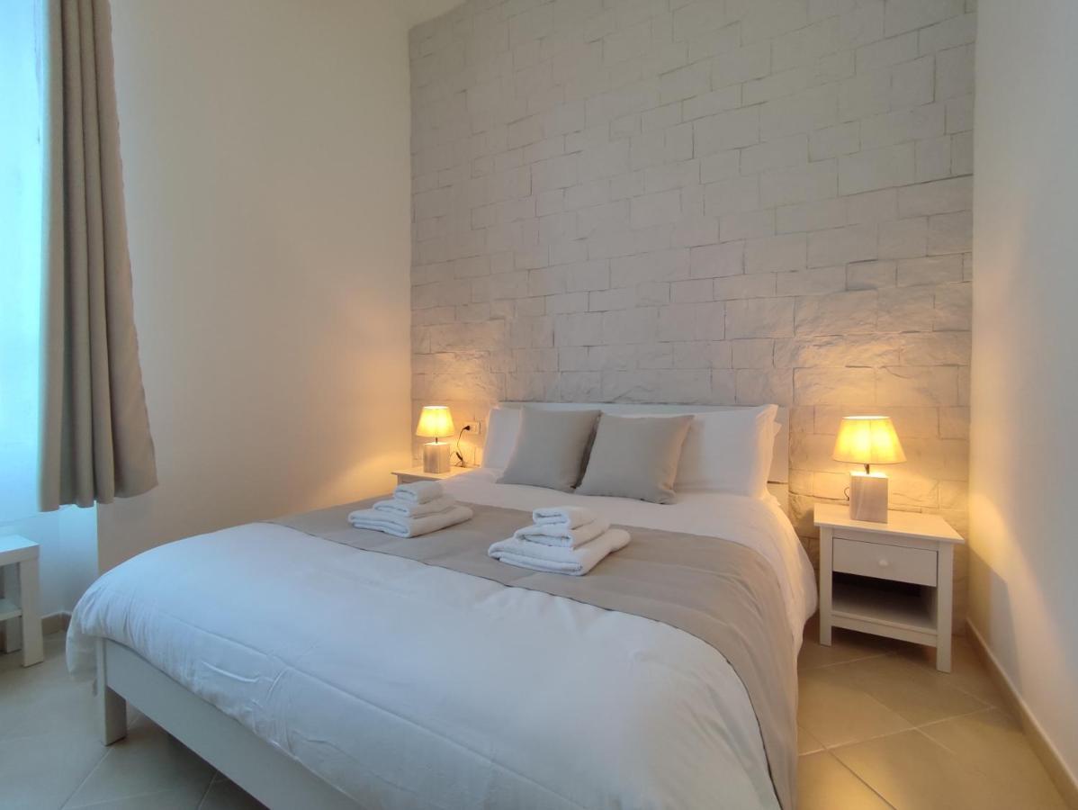 Nell'Azzurro Hotel Cagliari Eksteriør billede