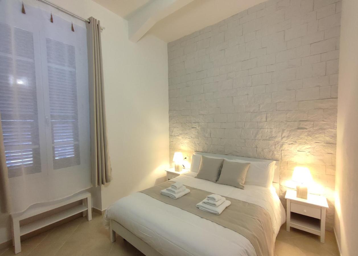 Nell'Azzurro Hotel Cagliari Eksteriør billede